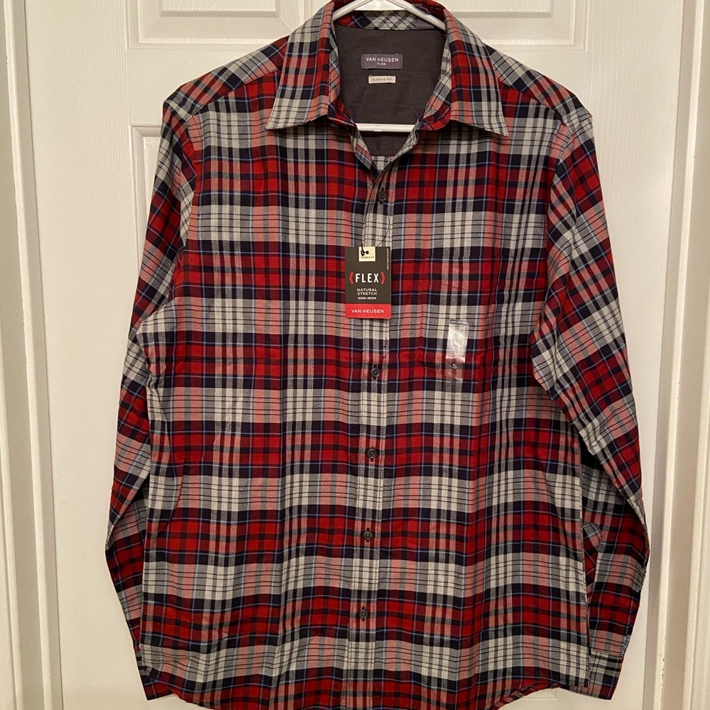 NWT Van Heusen Plaid Non-Iron Dress Shirt Small